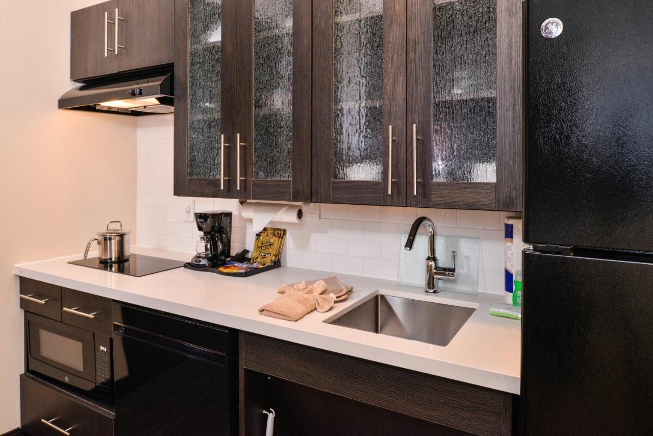 Candlewood Suites - Austin Airport By Ihg Exteriör bild